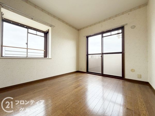 真美ヶ丘中央一番街13号棟　中古マンション