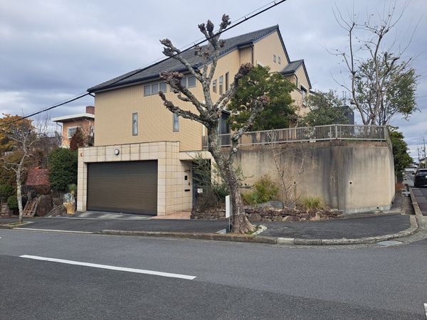 生駒市真弓２丁目　中古一戸建て