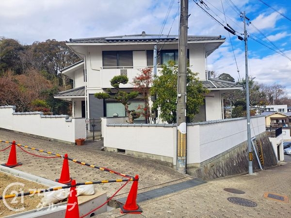 生駒市北新町の中古一戸建て
