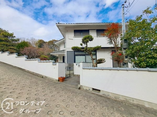 生駒市北新町の中古一戸建て
