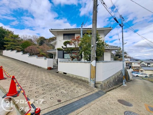 生駒市北新町の中古一戸建て