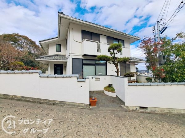 生駒市北新町の中古一戸建て