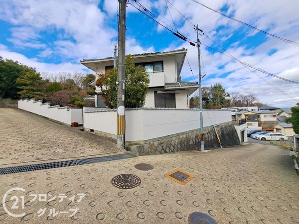 生駒市北新町の中古一戸建て
