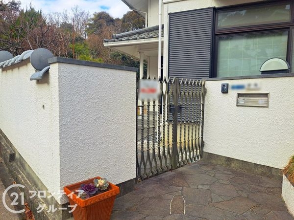生駒市北新町の中古一戸建て