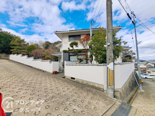 生駒市北新町の中古一戸建て