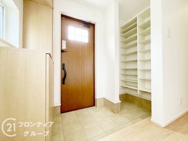 生駒郡斑鳩町目安北１丁目　新築一戸建て　第４　１号棟