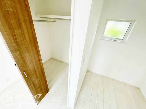 生駒郡斑鳩町目安北１丁目　新築一戸建て　第４　２号棟