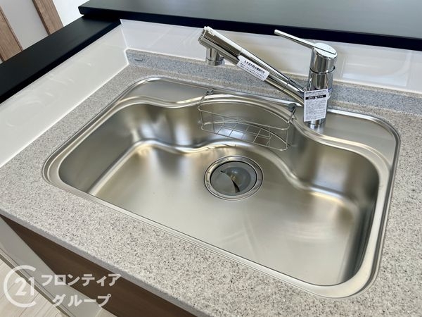 生駒郡斑鳩町目安北１丁目　新築一戸建て　第４　２号棟