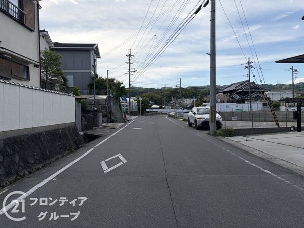 生駒郡平群町西宮３丁目　新築一戸建て　２期　１号棟