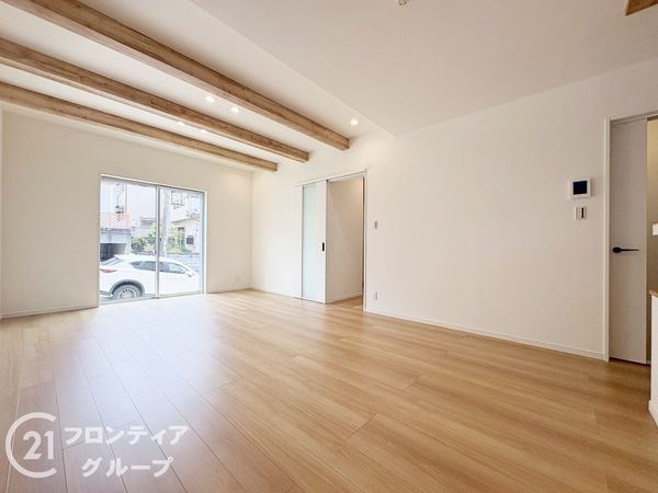 大和郡山市小泉町　新築一戸建て