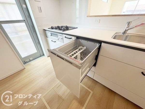 大和郡山市小泉町　新築一戸建て