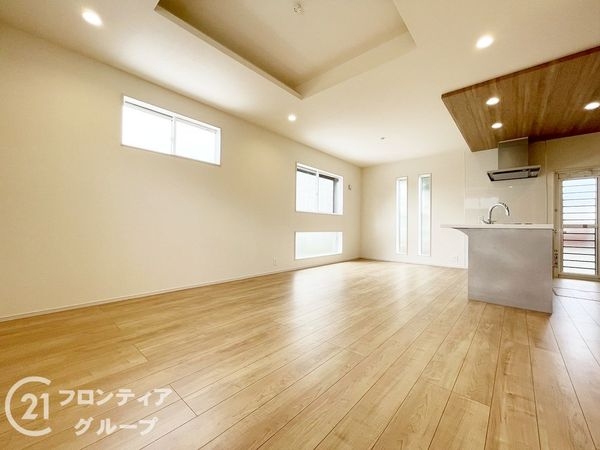奈良県香芝市西真美２丁目　新築一戸建て　２期　全１区画