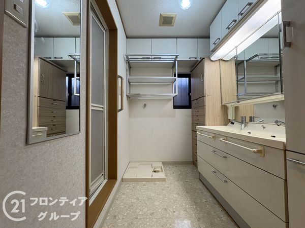 生駒市真弓３丁目の中古一戸建て