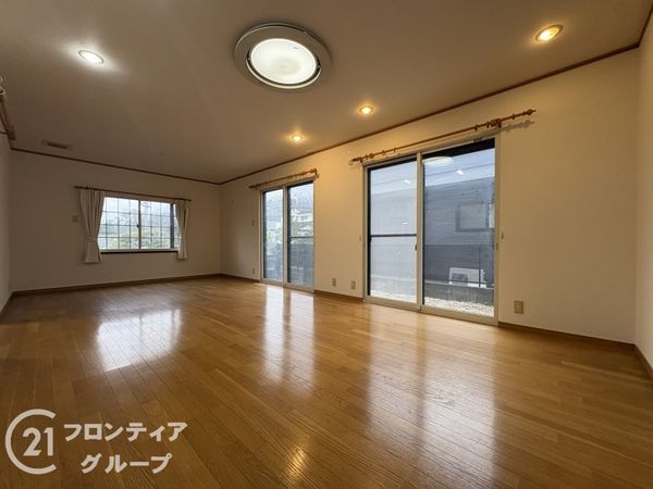 生駒市真弓３丁目の中古一戸建て