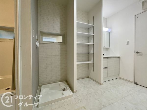 橿原市中曽司町　新築一戸建て
