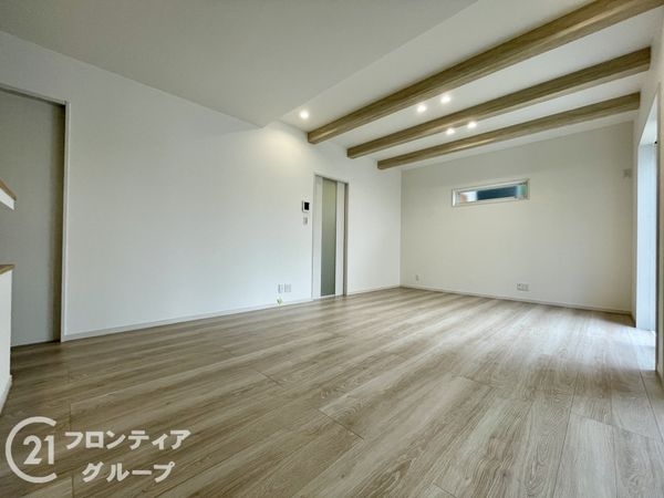 橿原市中曽司町　新築一戸建て