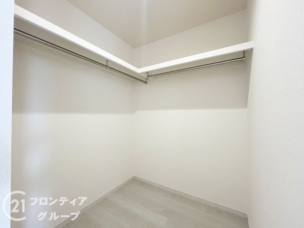 生駒郡斑鳩町龍田４丁目　新築一戸建て　３期　２号棟