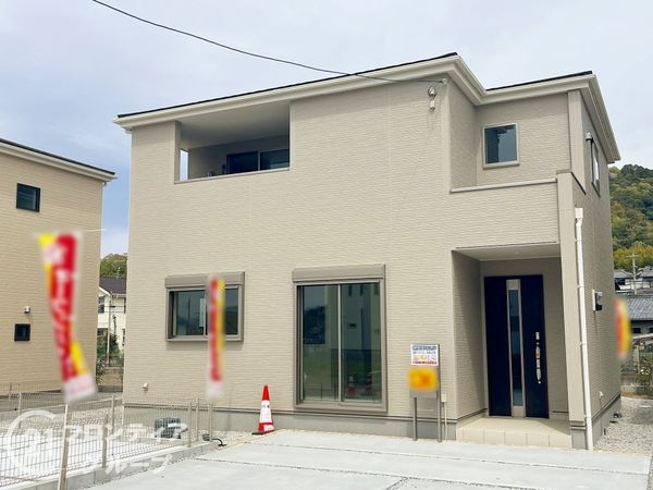 生駒郡斑鳩町龍田4丁目 新築一戸建て 3期 2号棟