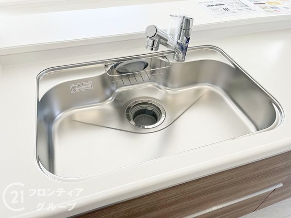 生駒郡斑鳩町龍田４丁目　新築一戸建て　３期　２号棟
