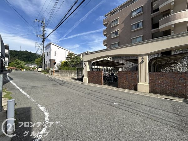 カレンドスクエア東生駒ヒルトップ　中古マンション