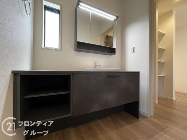 生駒市翠光台　新築一戸建て　１号棟