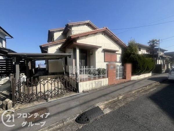 生駒郡三郷町城山台５丁目　中古一戸建て