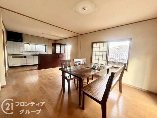 生駒郡三郷町城山台５丁目　中古一戸建て