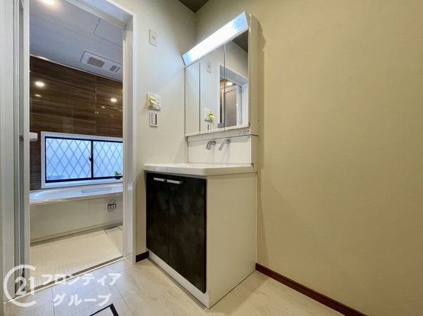 京田辺市山手東１丁目の中古一戸建て