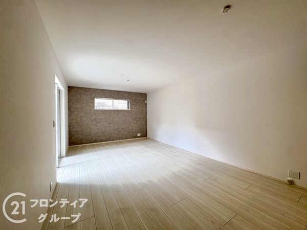 大和郡山市野垣内町　新築一戸建て