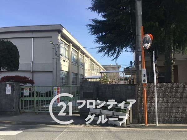 奈良市千代ヶ丘２丁目　新築一戸建て　３期　１号棟(奈良市立富雄南小学校)