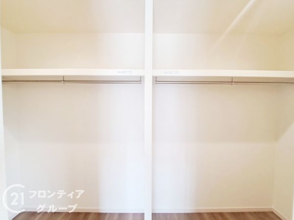 生駒郡斑鳩町龍田３丁目　新築一戸建て　３期　２号棟