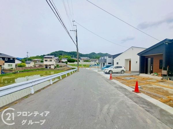生駒郡斑鳩町龍田３丁目　新築一戸建て　３期　２号棟