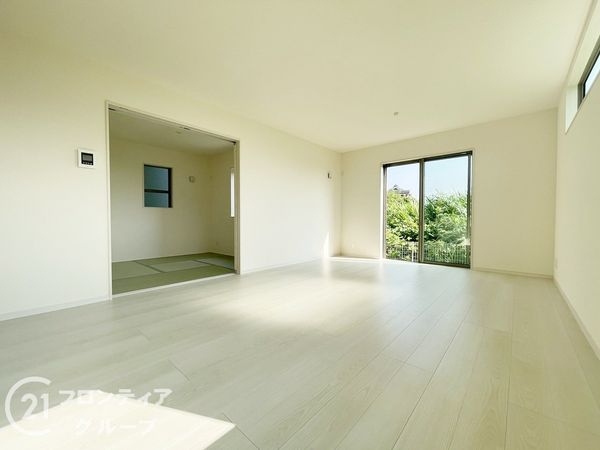 桜井市大字三輪　新築一戸建て　１０期　１号棟