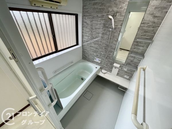 奈良市左京３丁目　中古一戸建て