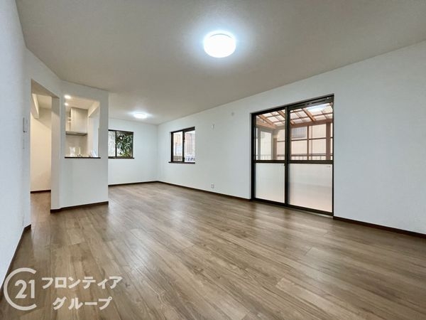 奈良市左京３丁目　中古一戸建て