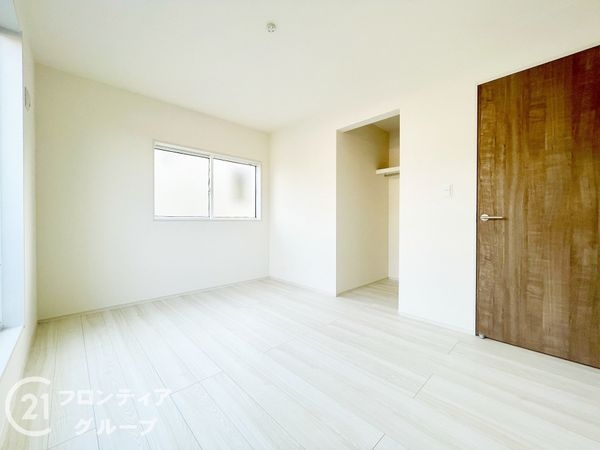大和郡山市九条町　新築一戸建て　２期　２号棟