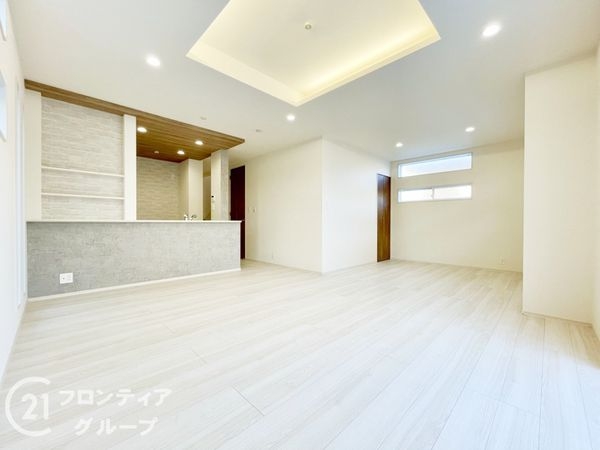 大和郡山市九条町　新築一戸建て　２期　２号棟