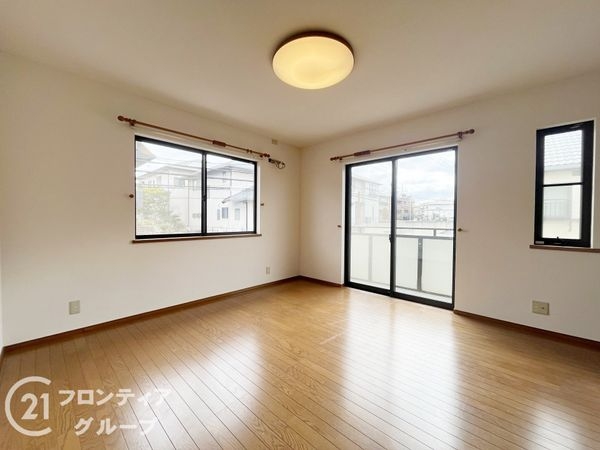 木津川市州見台３丁目の中古一戸建て