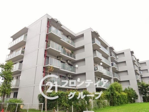 ローレルコートエスタ高の原４号棟　中古マンション