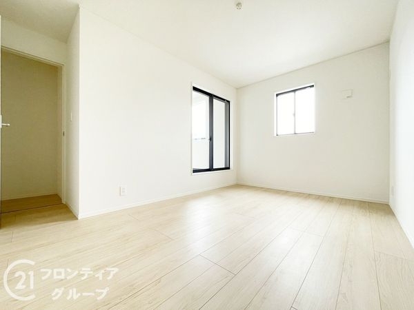 天理市杉本町　新築一戸建て　第２　2号棟
