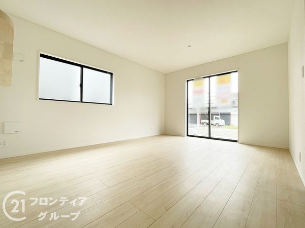 天理市杉本町　新築一戸建て　第２　2号棟