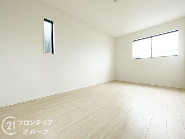 天理市杉本町　新築一戸建て　第２　4号棟