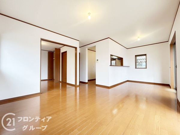 奈良市神殿町　中古一戸建て