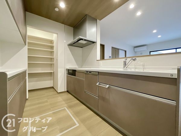 桜井市大字西之宮　新築一戸建て　6号棟