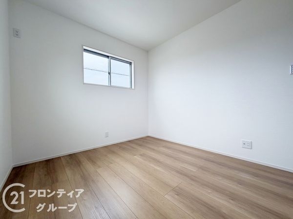 大和高田市春日町２丁目　新築一戸建て