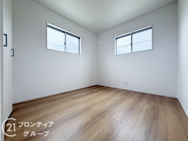 大和高田市春日町２丁目　新築一戸建て