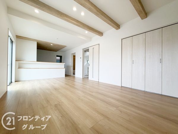 大和高田市春日町２丁目　新築一戸建て