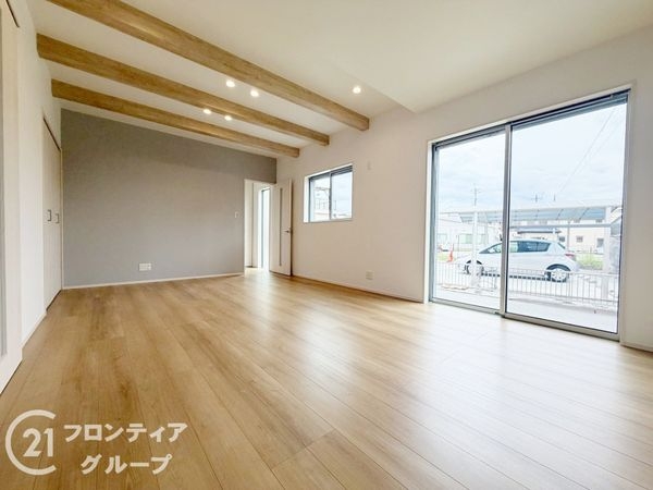 大和高田市春日町２丁目　新築一戸建て