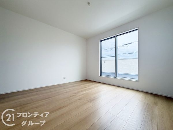 大和高田市春日町２丁目　新築一戸建て