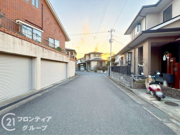 京田辺市花住坂３丁目の中古一戸建て